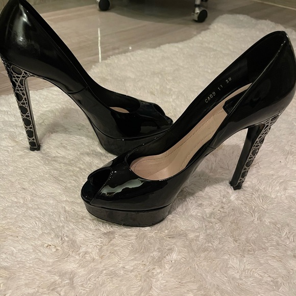 Christian Dior Cannage Black Patent Leather Peep Toe Platform With Silver Heel - Picture 2 of 5